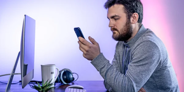 why is my internet not working on my phone